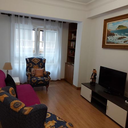 Apartamento Junto A La Playa De Gros Ess02373 산세바스티안 외부 사진