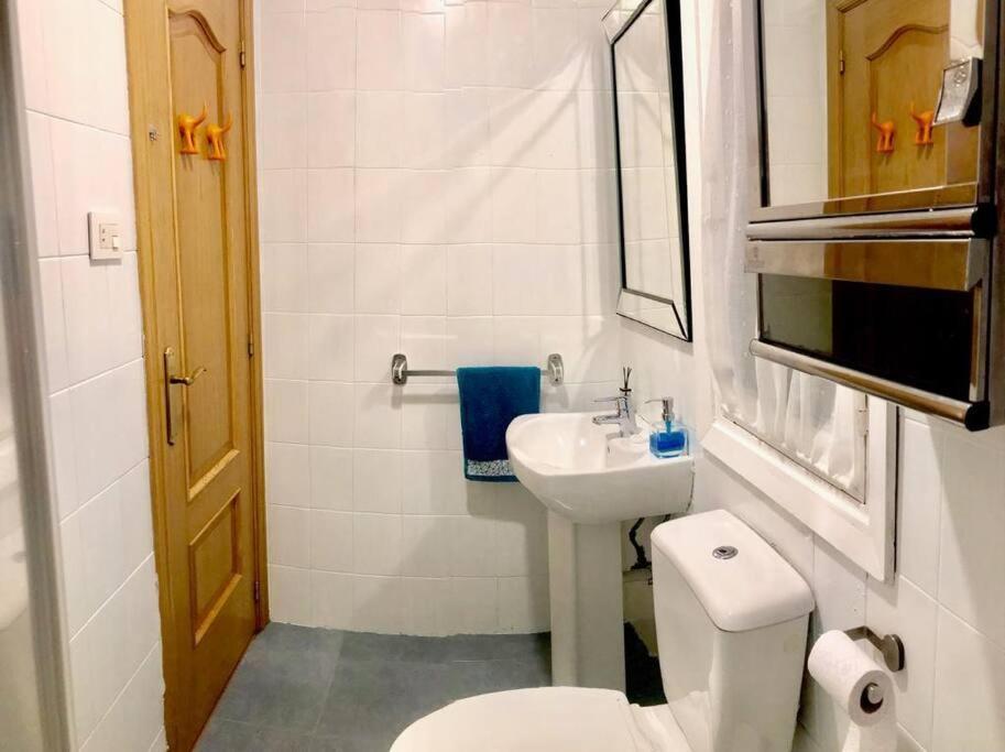 Apartamento Junto A La Playa De Gros Ess02373 산세바스티안 외부 사진