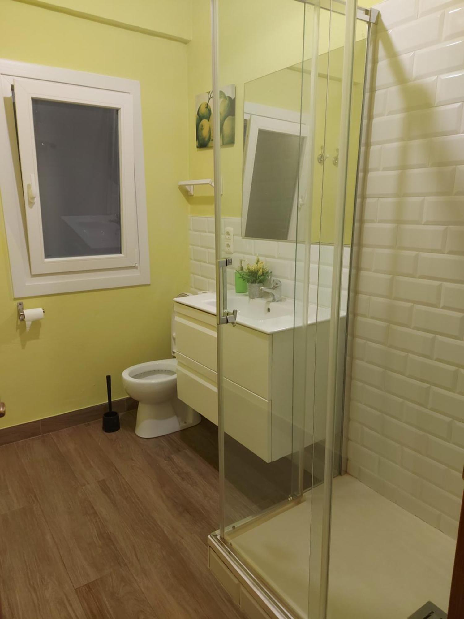Apartamento Junto A La Playa De Gros Ess02373 산세바스티안 외부 사진